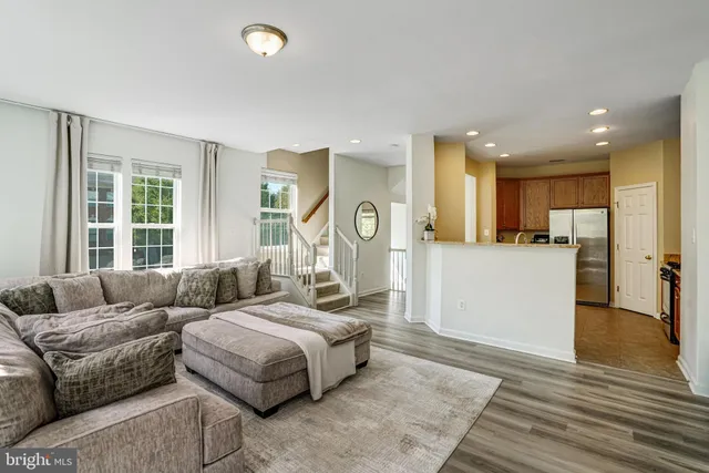 $3,450 | 8535 Wyngate Manor Court, Alexandria, VA 22309