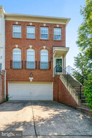 $3,450 | 8535 Wyngate Manor Court, Alexandria, VA 22309
