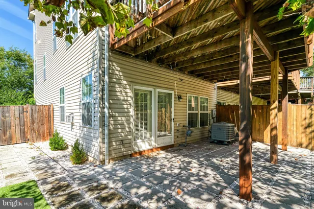 $3,450 | 8535 Wyngate Manor Court, Alexandria, VA 22309