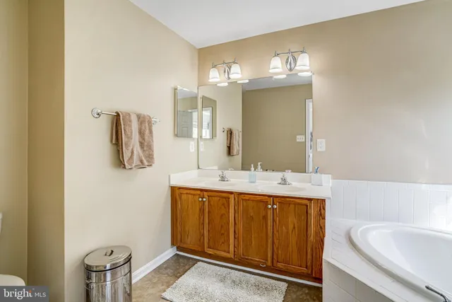 $3,450 | 8535 Wyngate Manor Court, Alexandria, VA 22309