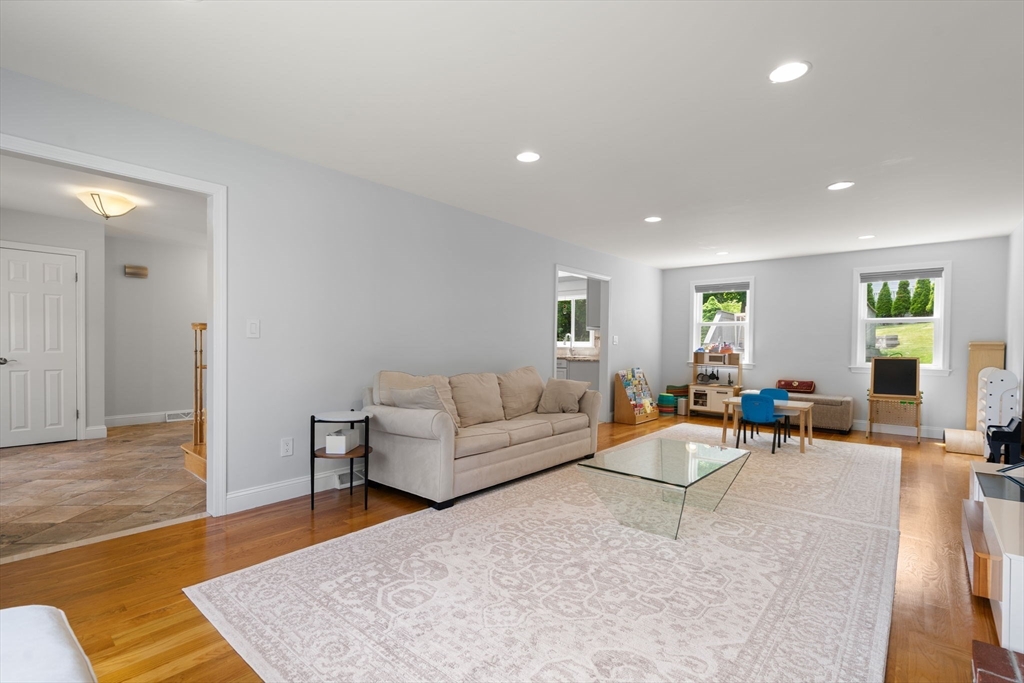 5 Patrick Circle Stoneham, MA 02180 - Photo 7 of 40