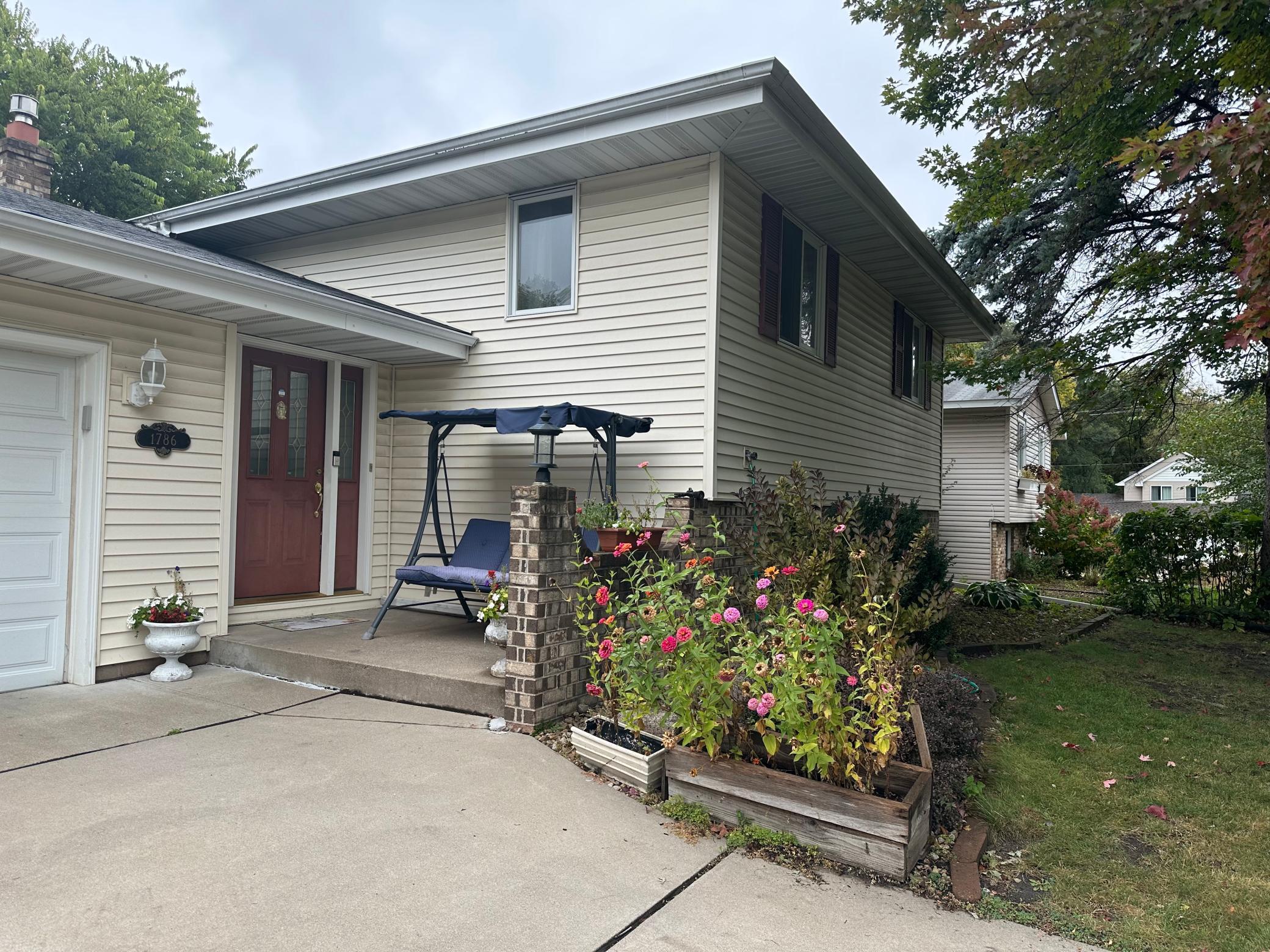 1786 17th Avenue Northwest New Brighton, MN 55112 - Photo 3 of 50