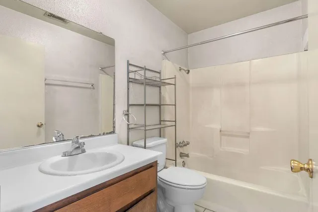 $430,000 | 13246 Welch Street, Waterford, CA 95386