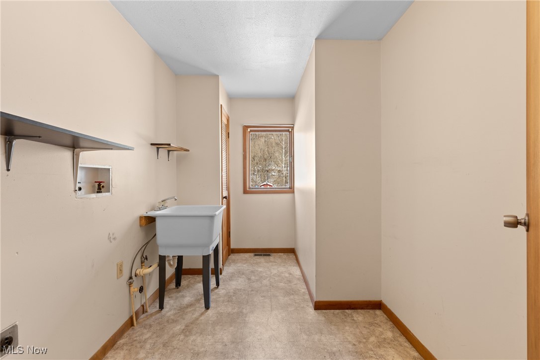 56730 Wegee Road Shadyside, OH 43947 - Photo 17 of 29 Gallery Image 17