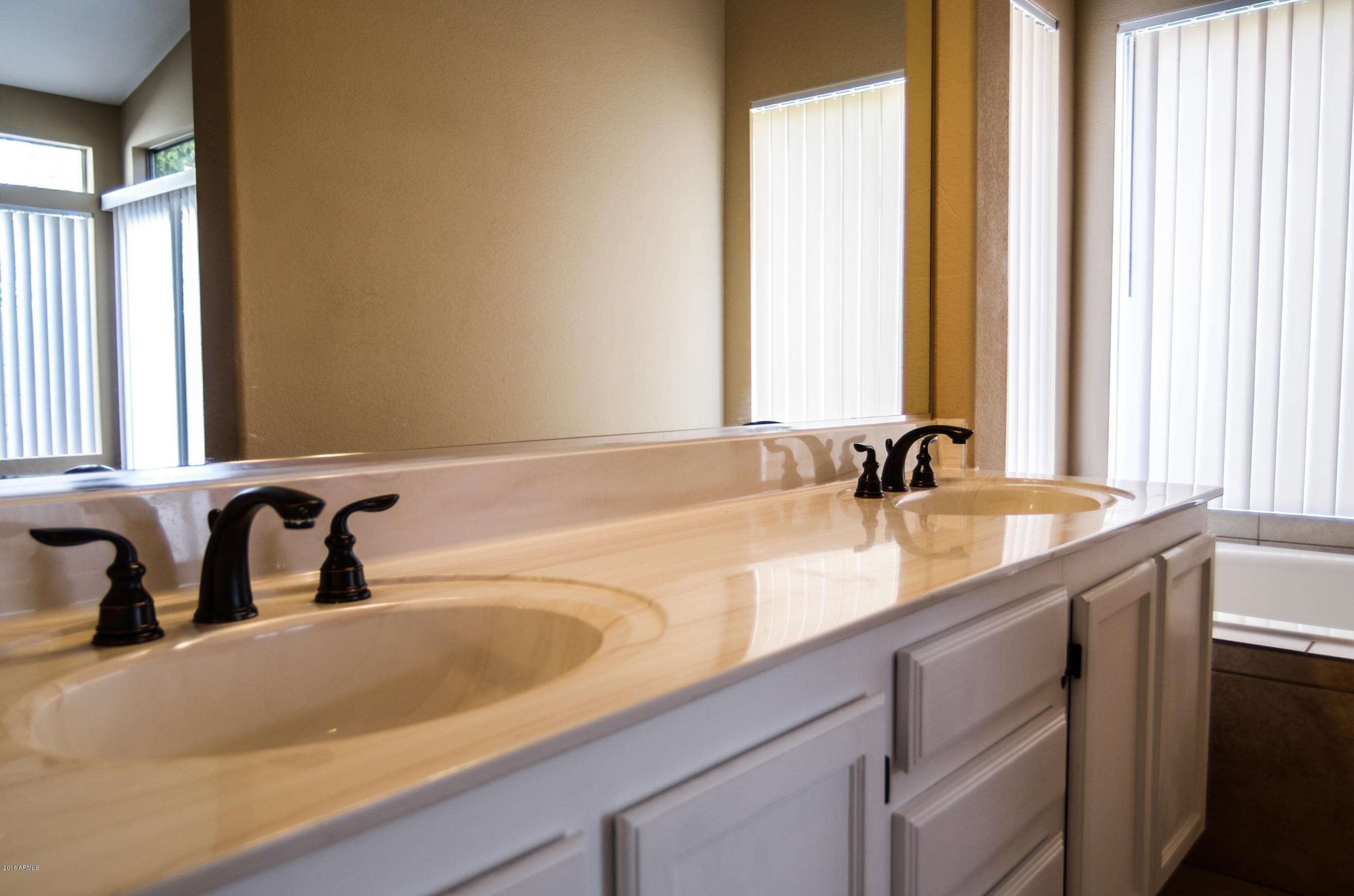 65 West El Freda Road Tempe, AZ 85284 - Photo 12 of 31 65 w El Freda