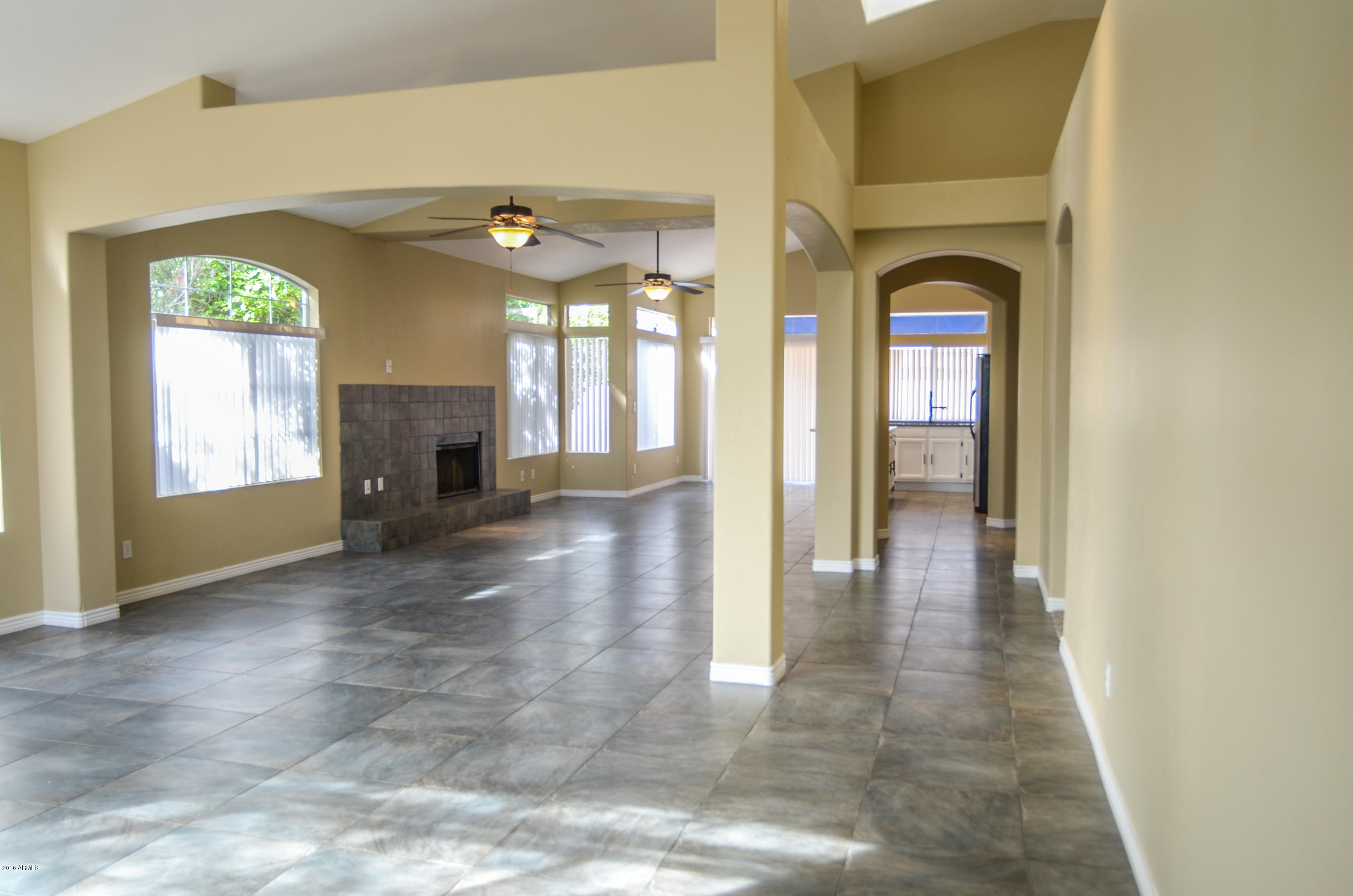 65 West El Freda Road Tempe, AZ 85284 - Photo 8 of 31 65 w El Freda