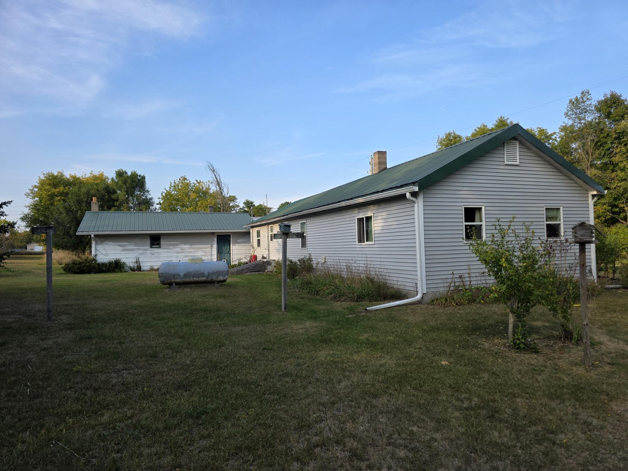 14 5th Street Morley, MI 49336 - Photo 6 of 51 4