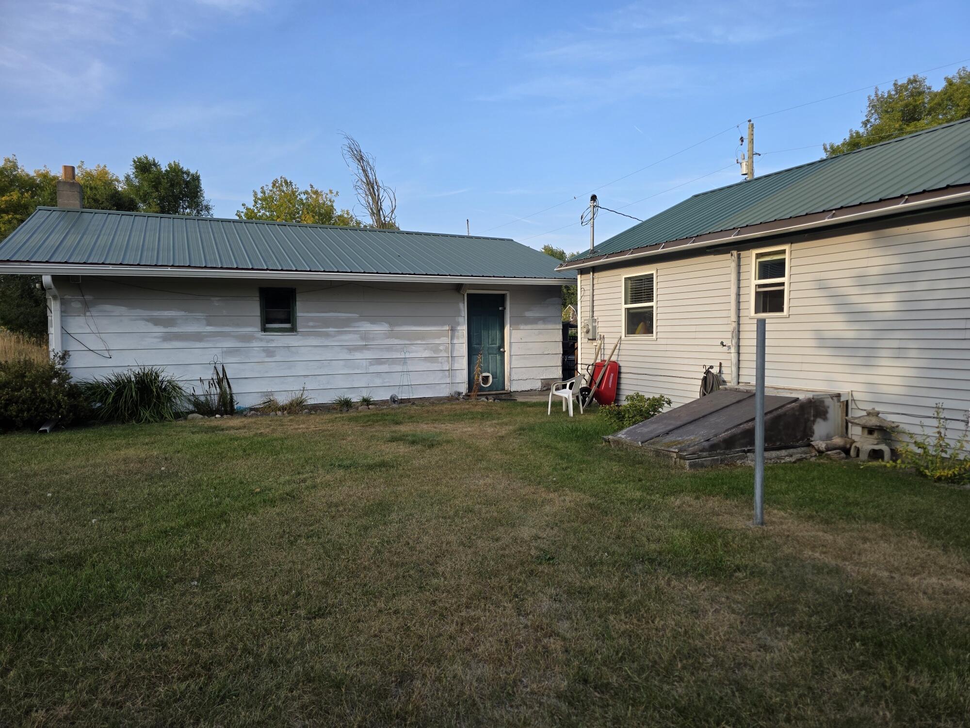 14 5th Street Morley, MI 49336 - Photo 8 of 51 6