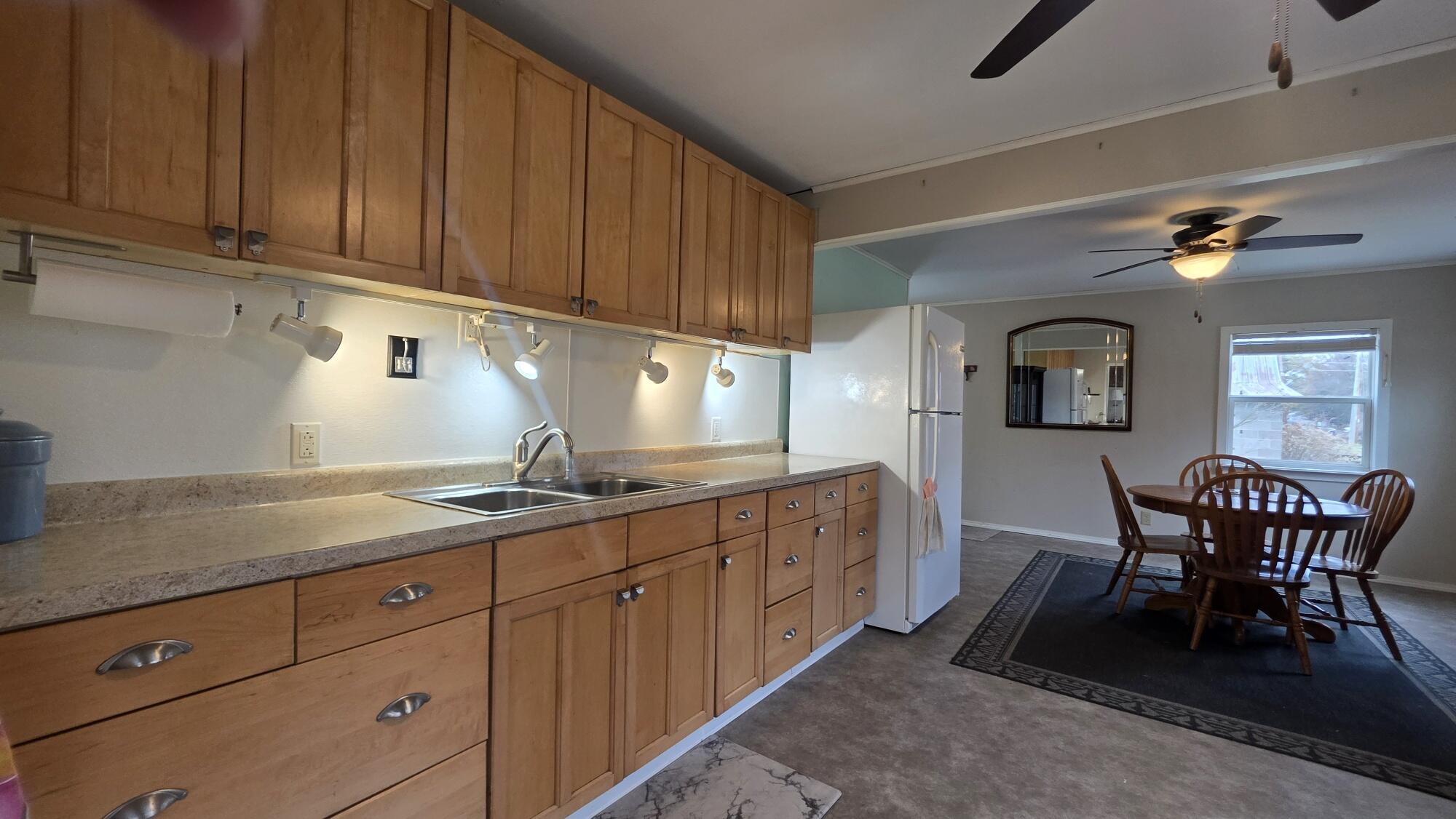 14 5th Street Morley, MI 49336 - Photo 10 of 32 16