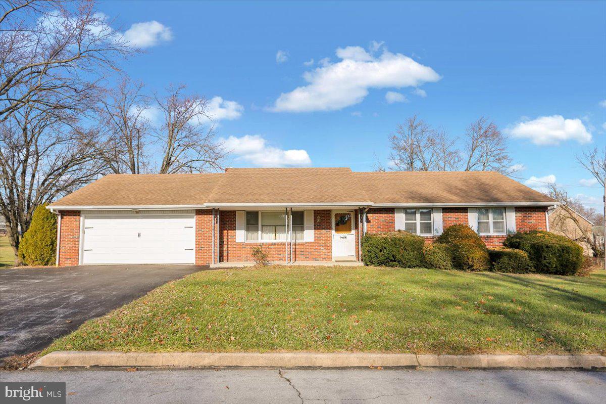 9 Annabeth Road Oley, PA 19547 - Photo 1 of 33