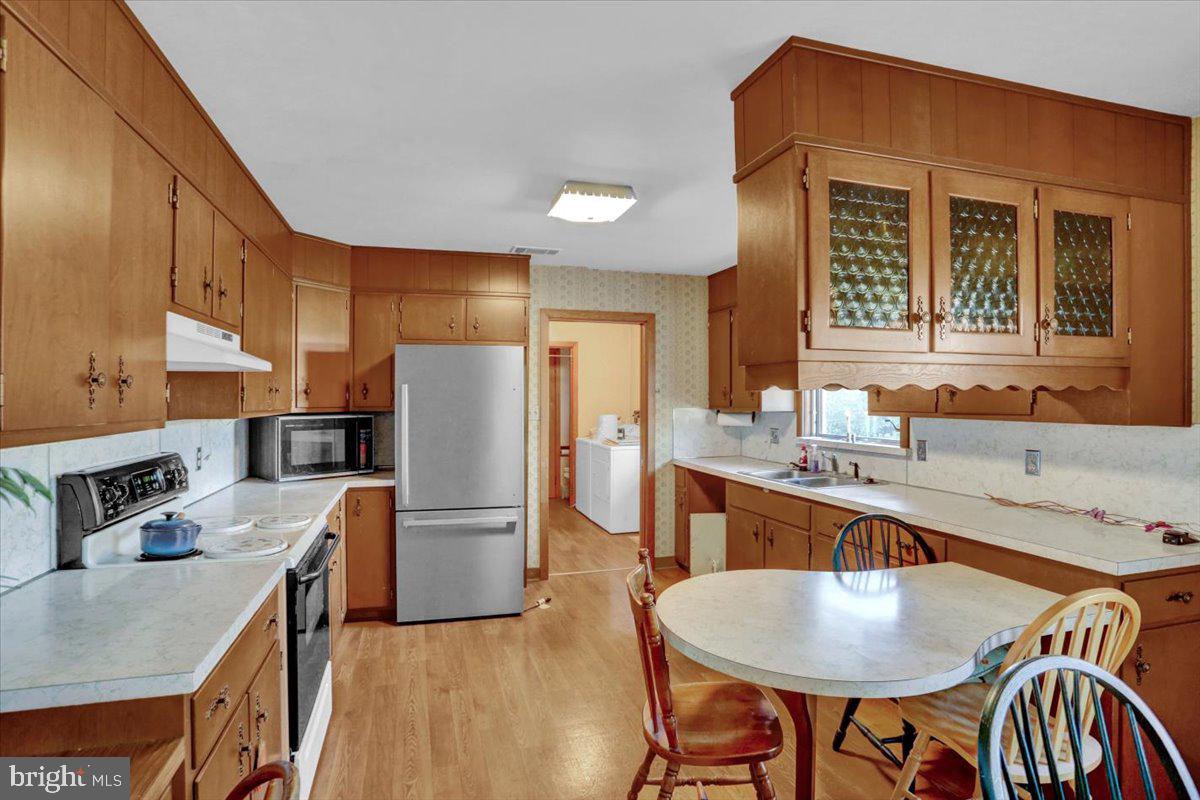 9 Annabeth Road Oley, PA 19547 - Photo 7 of 33