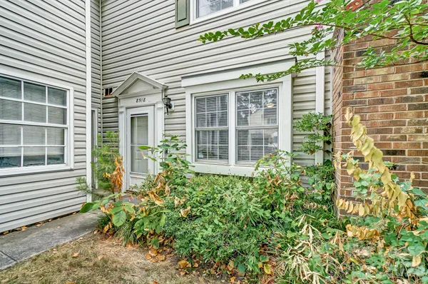 $2,400 | 8518 Castle Pine Court, Charlotte, NC 28226