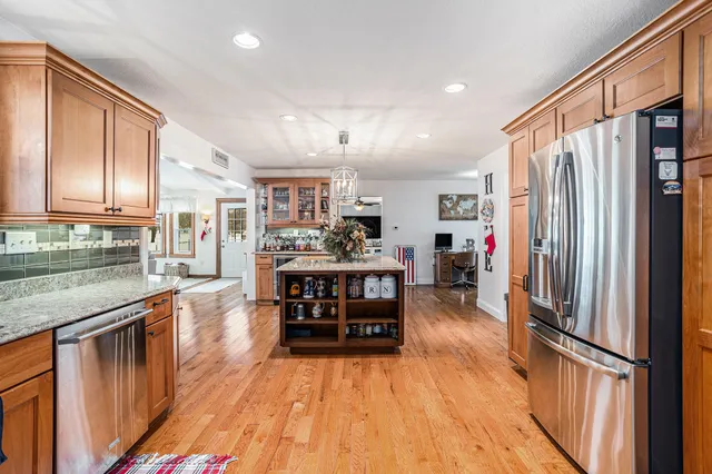 $469,000 | 318 Fairway Drive, Coldwater, MI 49036