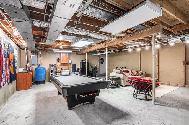 $469,000 | 318 Fairway Drive, Coldwater, MI 49036