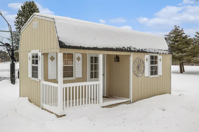 $469,000 | 318 Fairway Drive, Coldwater, MI 49036