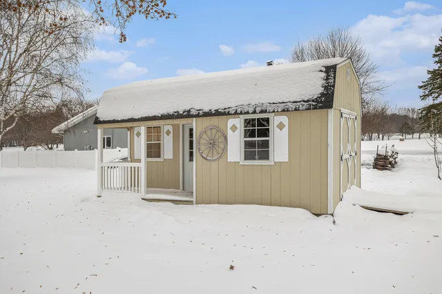 $469,000 | 318 Fairway Drive, Coldwater, MI 49036