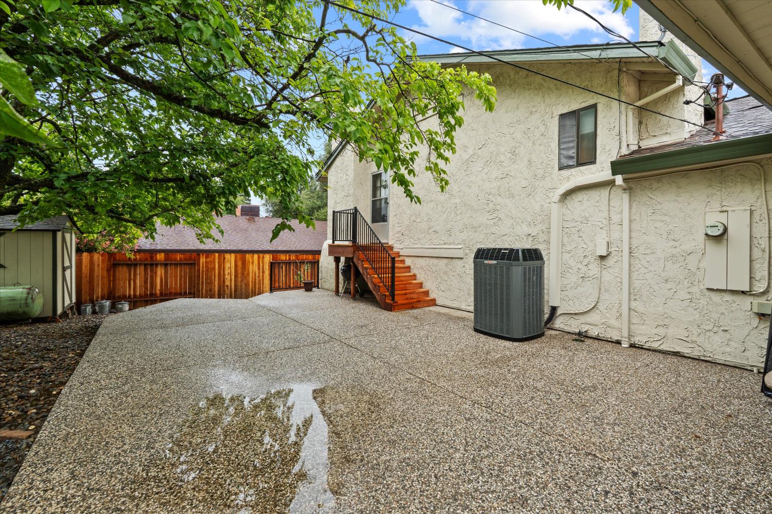 2572 Sterling Drive Rescue, CA 95672 - Photo 36 of 40