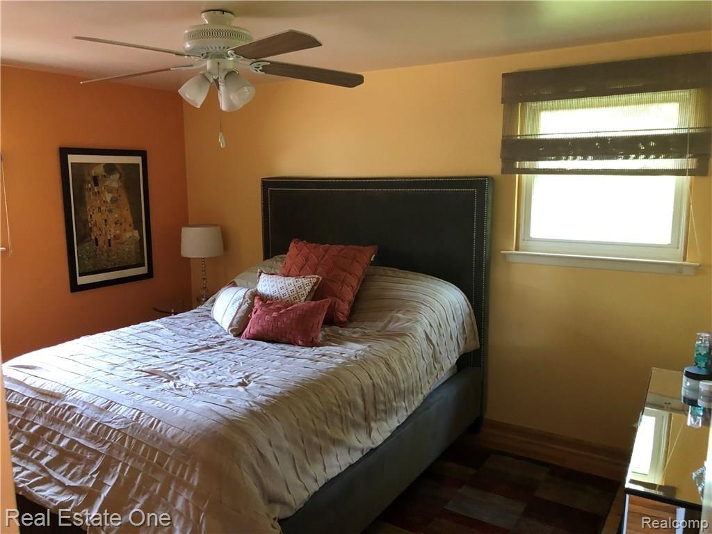 1739 Nantucket Road Plymouth, MI 48170 - Photo 13 of 20 IMG_8627.JPG