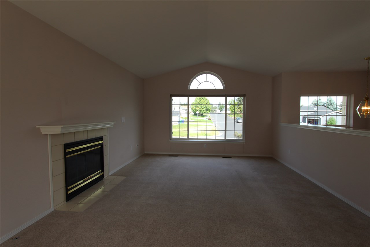 17701 North Addison Street Colbert, WA 99005 - Photo 8 of 20