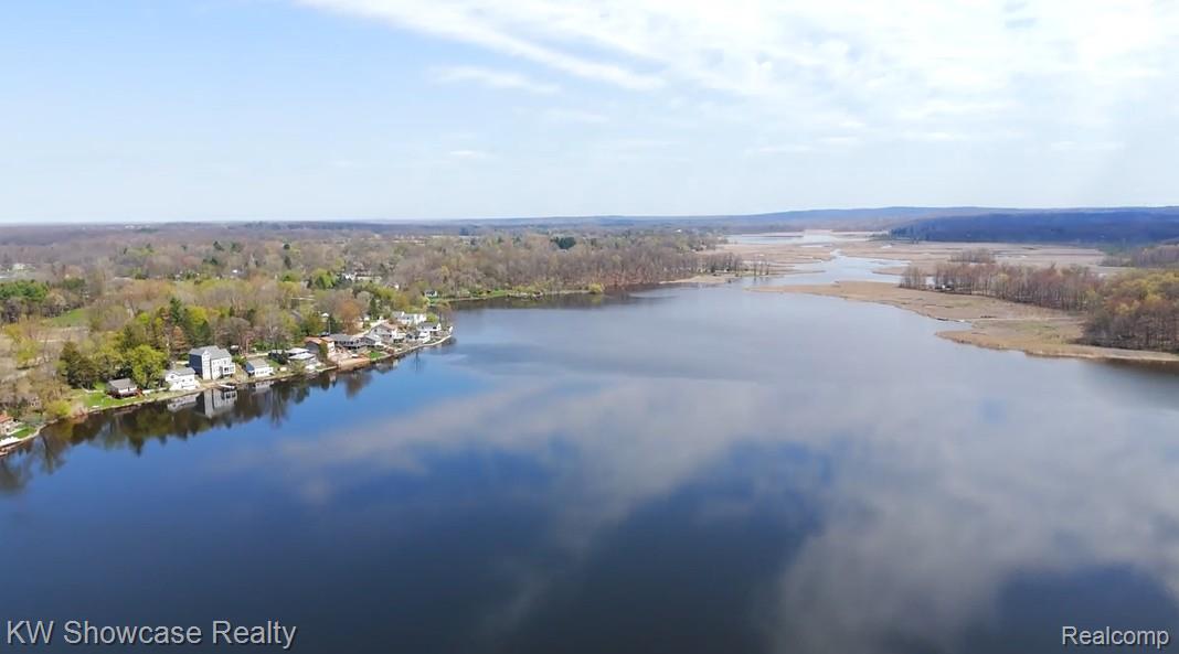 6354 Bennett Lake Road Fenton, MI 48430 - Photo 16 of 41 Water view