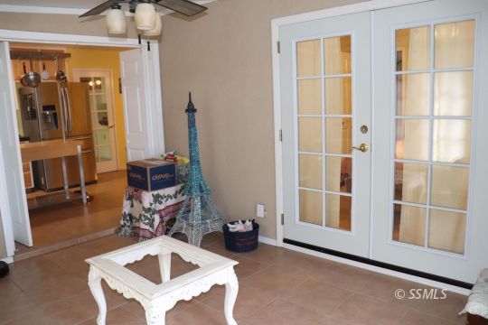 1624 South Farragut Street Ridgecrest, CA 93555 - Photo 29 of 43 a room with table and chairs