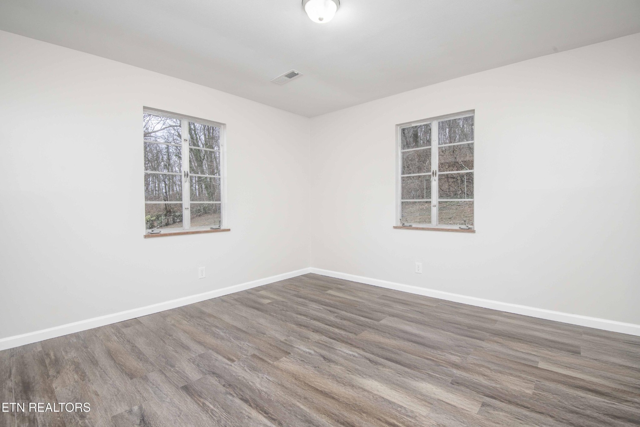 3429 Peachwood Road Knoxville, TN 37921 - Photo 12 of 25 Gallery Image 12