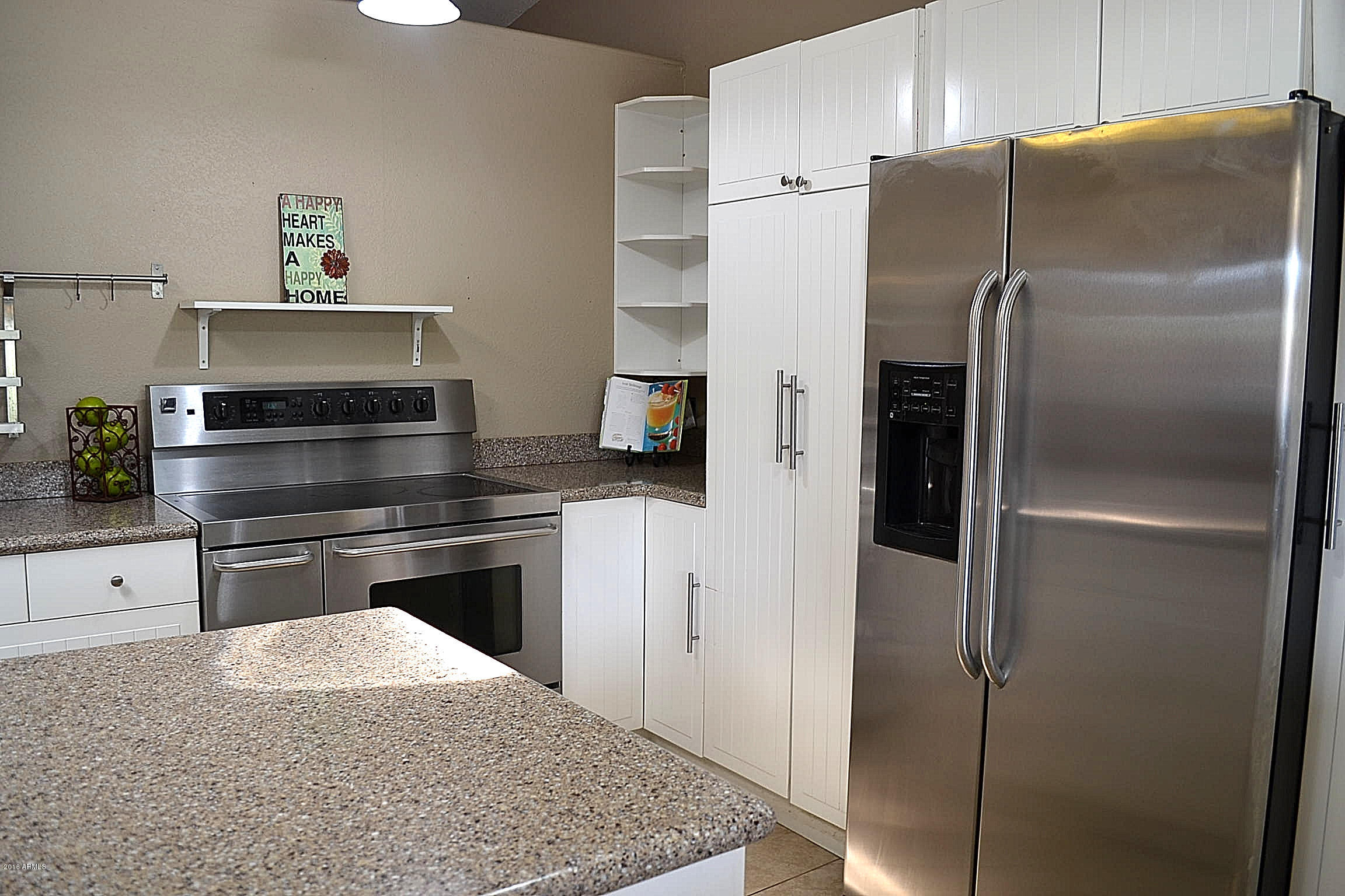 2331 North Val Vista Road Apache Junction, AZ 85119 - Photo 6 of 23 KITCHEN WITH ALL APPLIANCES