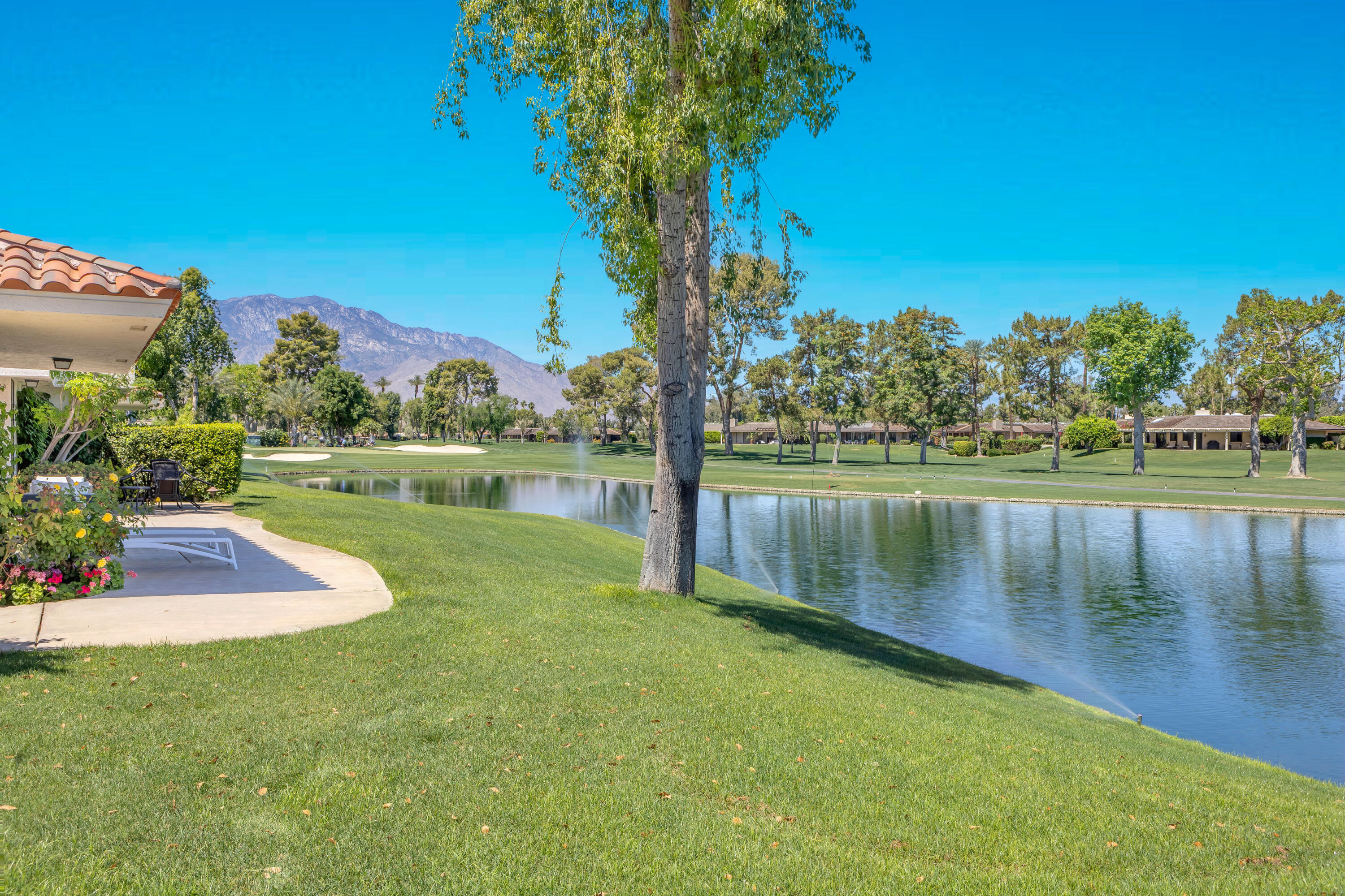 24 Columbia Drive Rancho Mirage, CA 92270 - Photo 5 of 58 ext lake 2