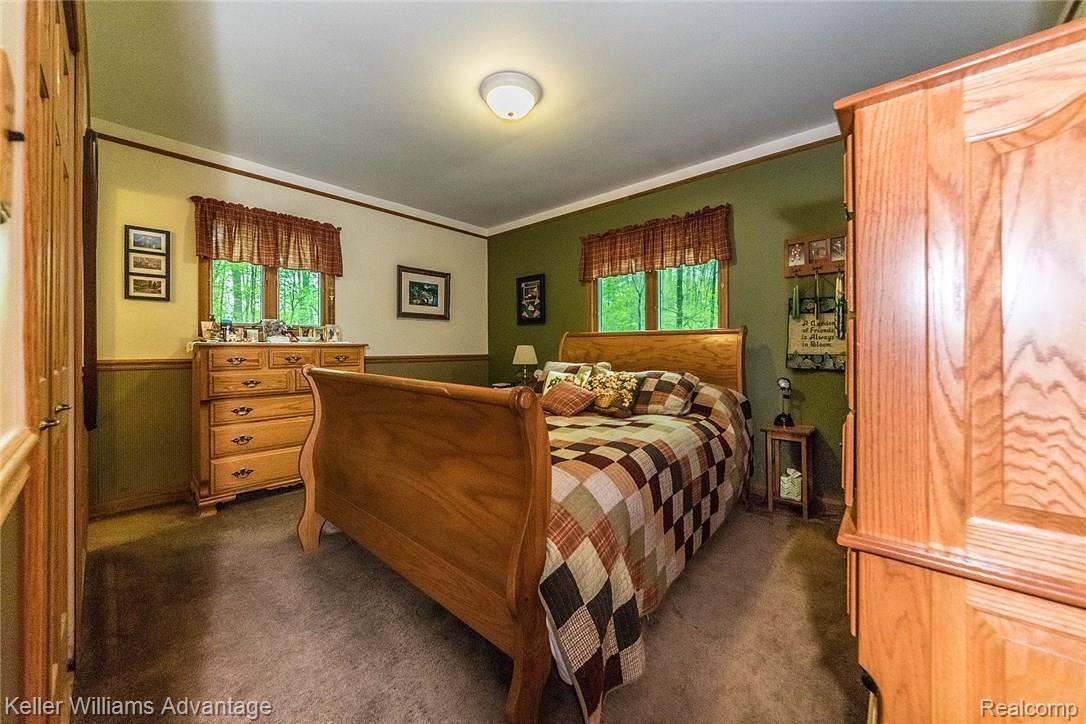 26440 Haggerty Road New Boston, MI 48164 - Photo 26 of 36 16_13.jpg