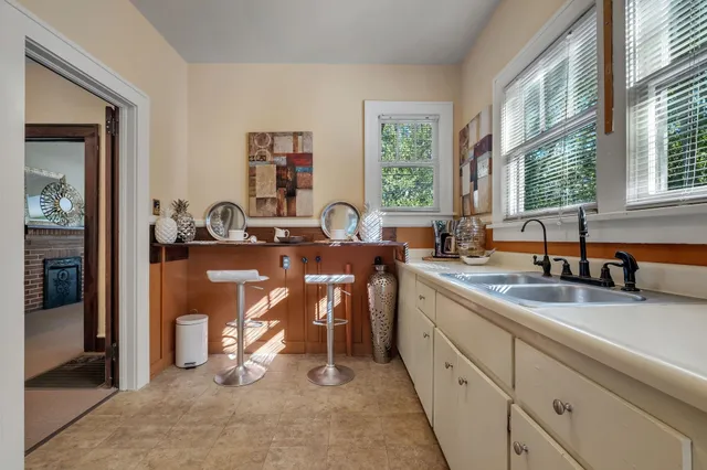 $425,000 | 847 East Park Avenue, Tallahassee, FL 32301