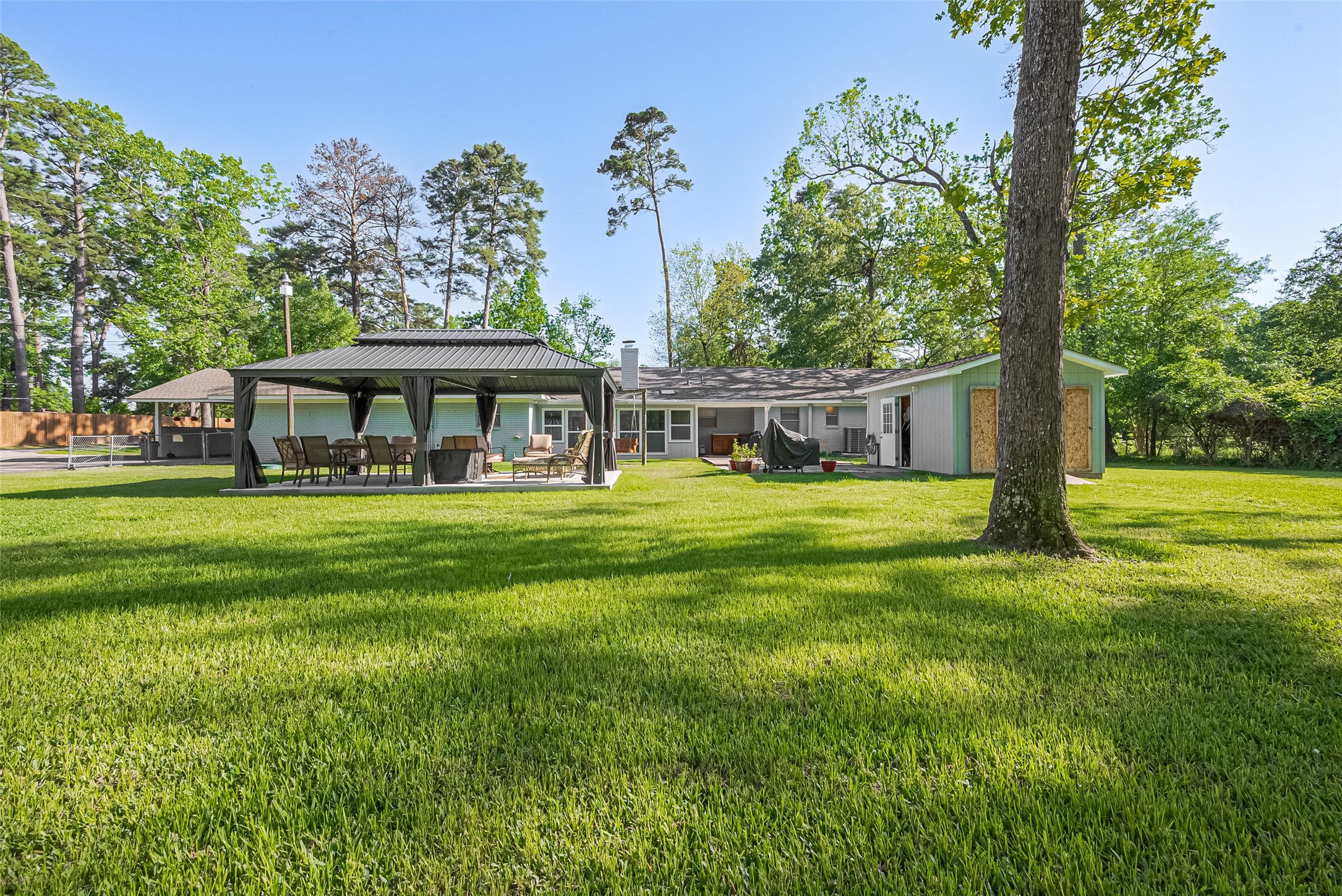 1535 Spring Hills Drive Spring, TX 77386 - Photo 14 of 44 View the space available!
