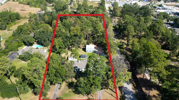 $815,000 | 1535 Spring Hills Drive, Spring, TX 77386