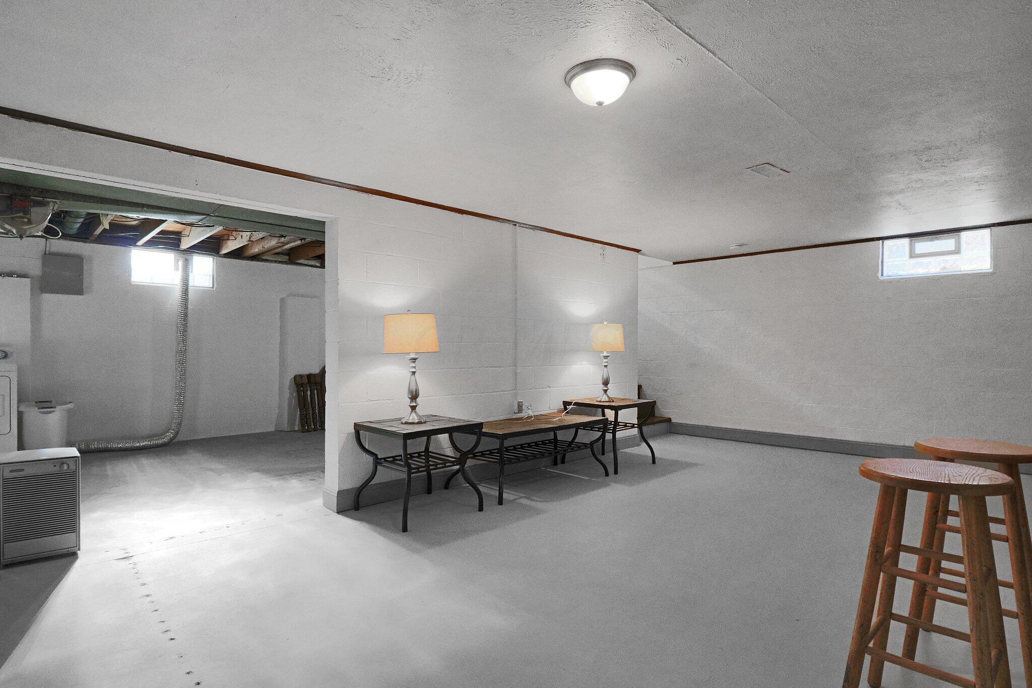 1017 Loring Road Columbus, OH 43224 - Photo 19 of 28 bar/rec room in basement
