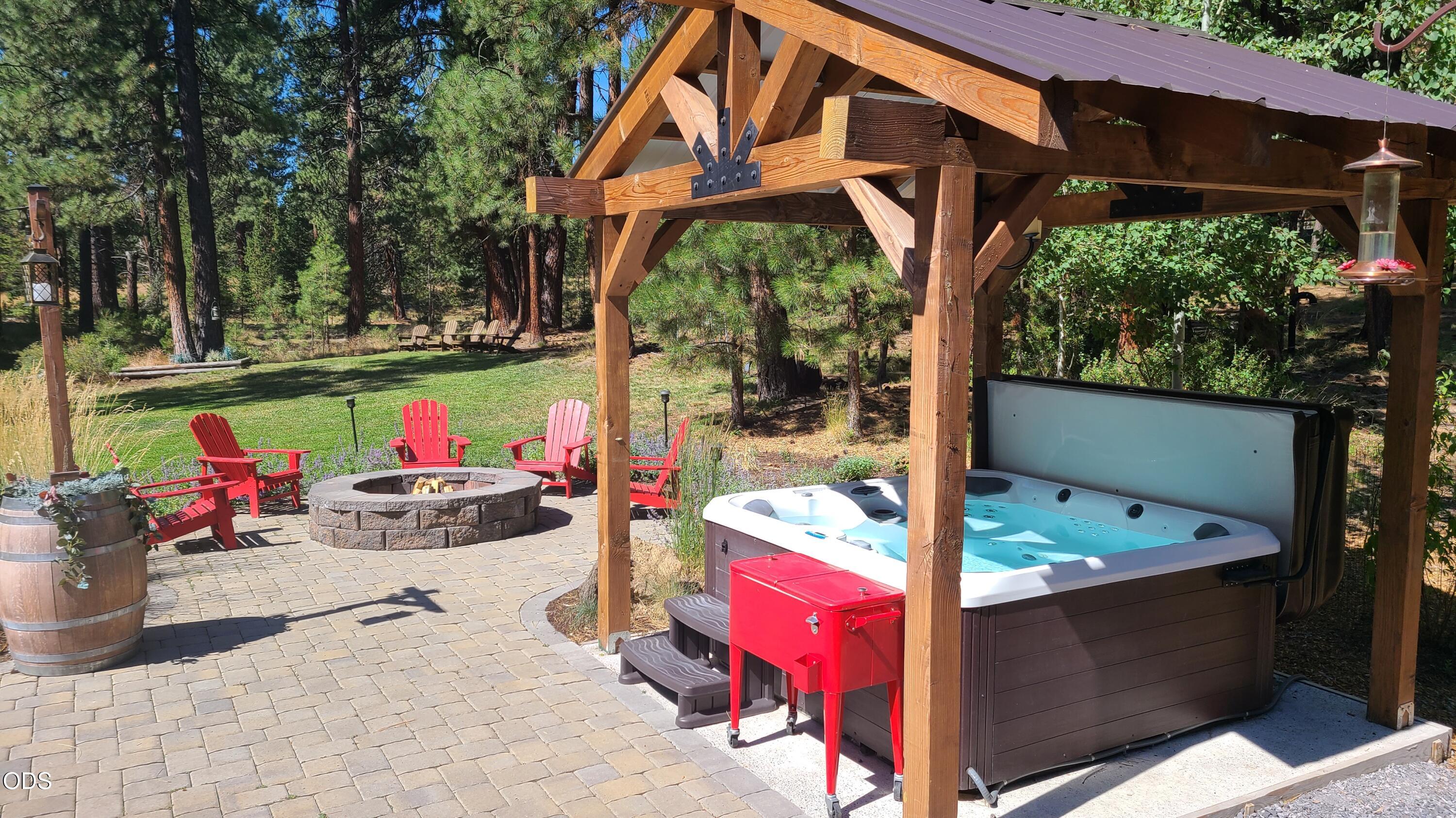 54937 Forest Lane Bend, OR 97707 - Photo 15 of 61