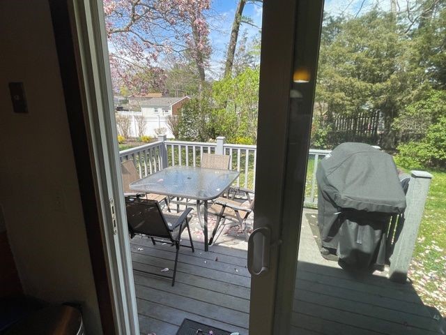 19 Grant Drive Coventry, RI 02816 - Photo 8 of 20 Rear deck off dining area