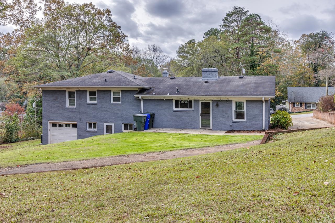 122 Lullwater Road Greenville, SC 29607 - Photo 34 of 36 Gallery Image 34