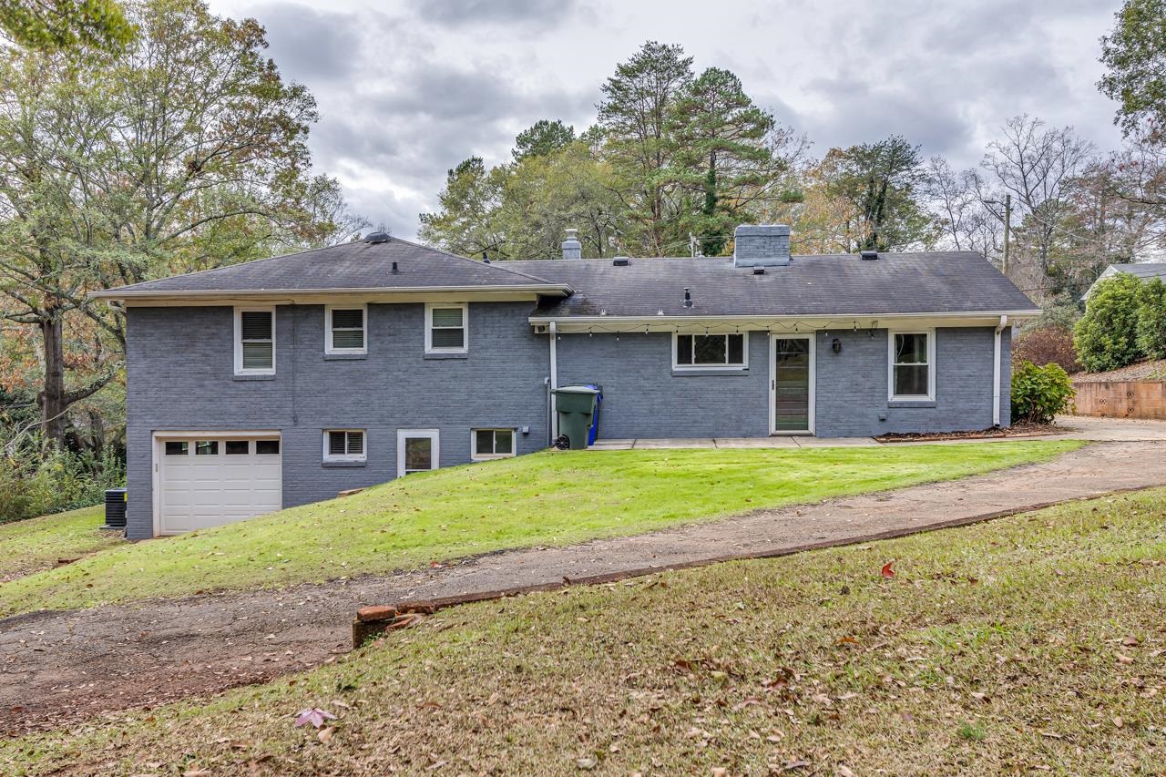 122 Lullwater Road Greenville, SC 29607 - Photo 35 of 36 Gallery Image 35