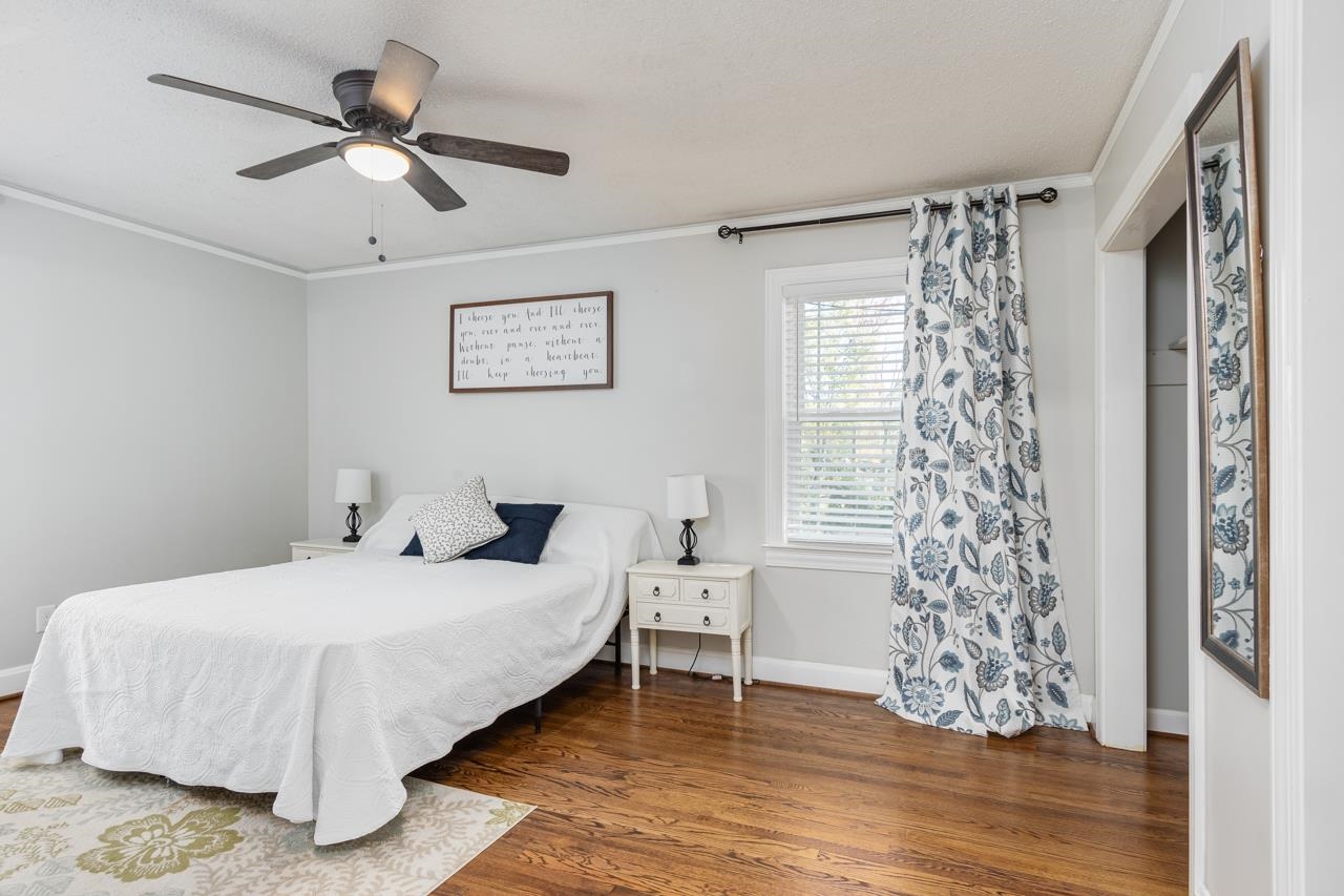 122 Lullwater Road Greenville, SC 29607 - Photo 4 of 36 Gallery Image 4