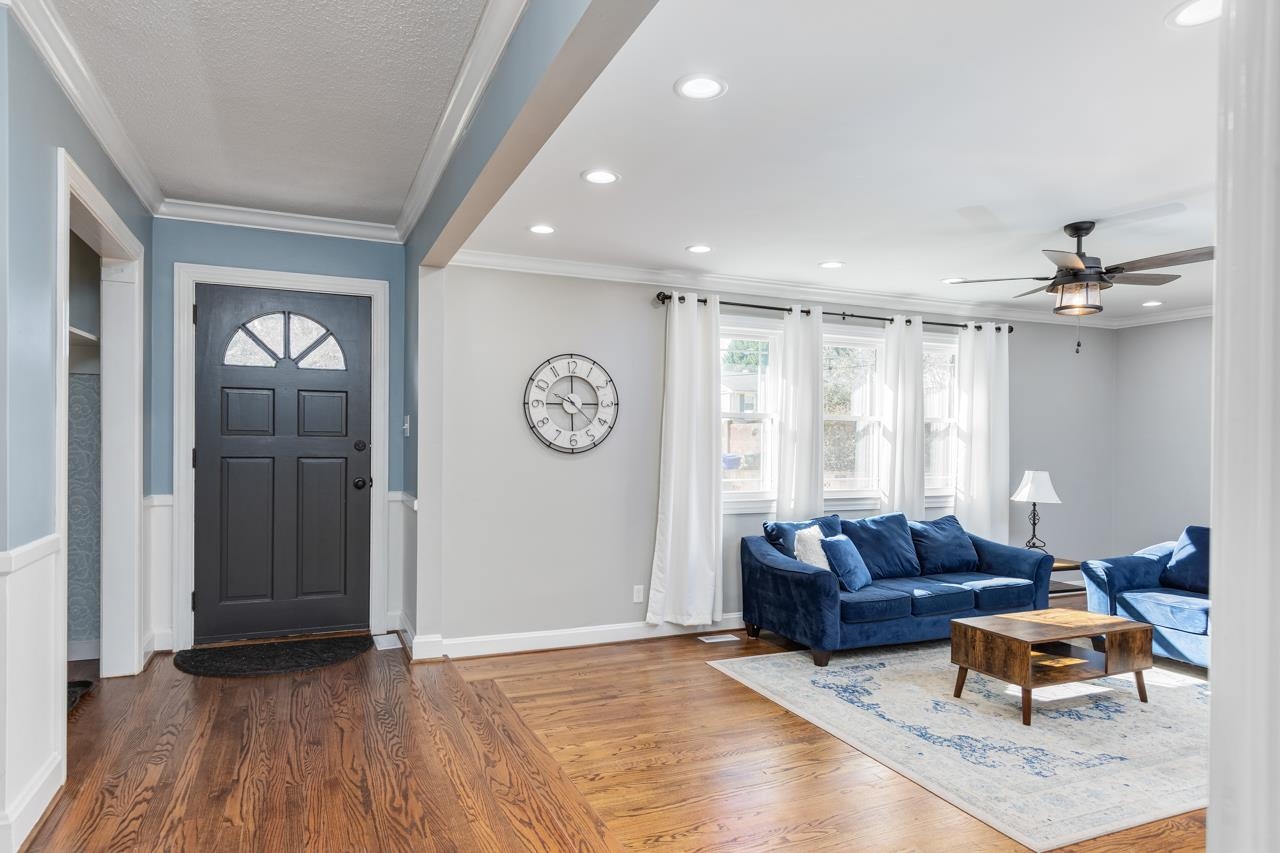122 Lullwater Road Greenville, SC 29607 - Photo 7 of 36 Gallery Image 7
