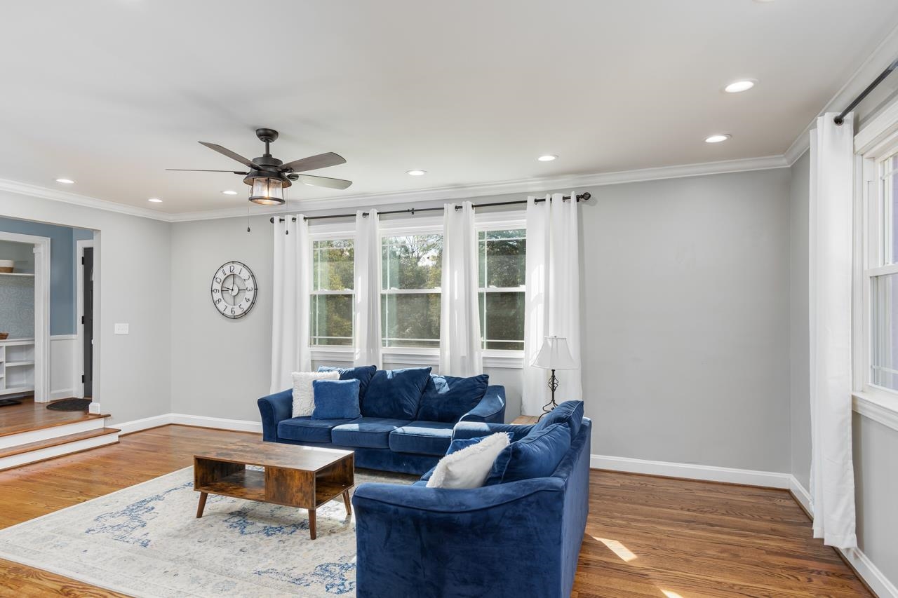 122 Lullwater Road Greenville, SC 29607 - Photo 9 of 36 Gallery Image 9