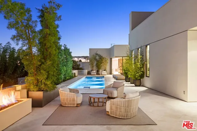 $12,999,000 | 9405 Sierra Mar Place, Los Angeles, CA 90069