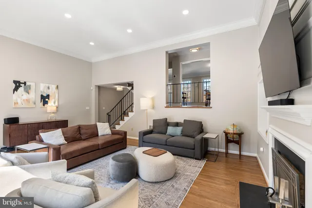 $6,800 | 2729 Unicorn Lane Northwest, Washington, DC 20015