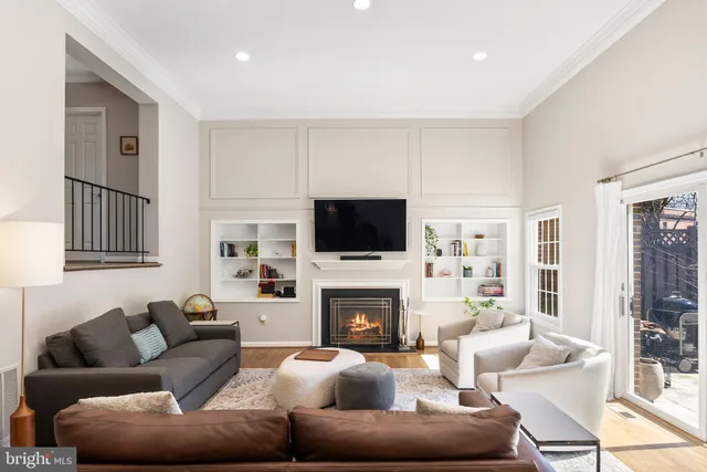 $6,800 | 2729 Unicorn Lane Northwest, Washington, DC 20015