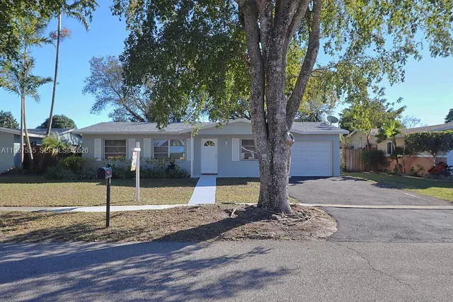 $530,000 | 8940 Northwest 21st Court, Pembroke Pines, FL 33024