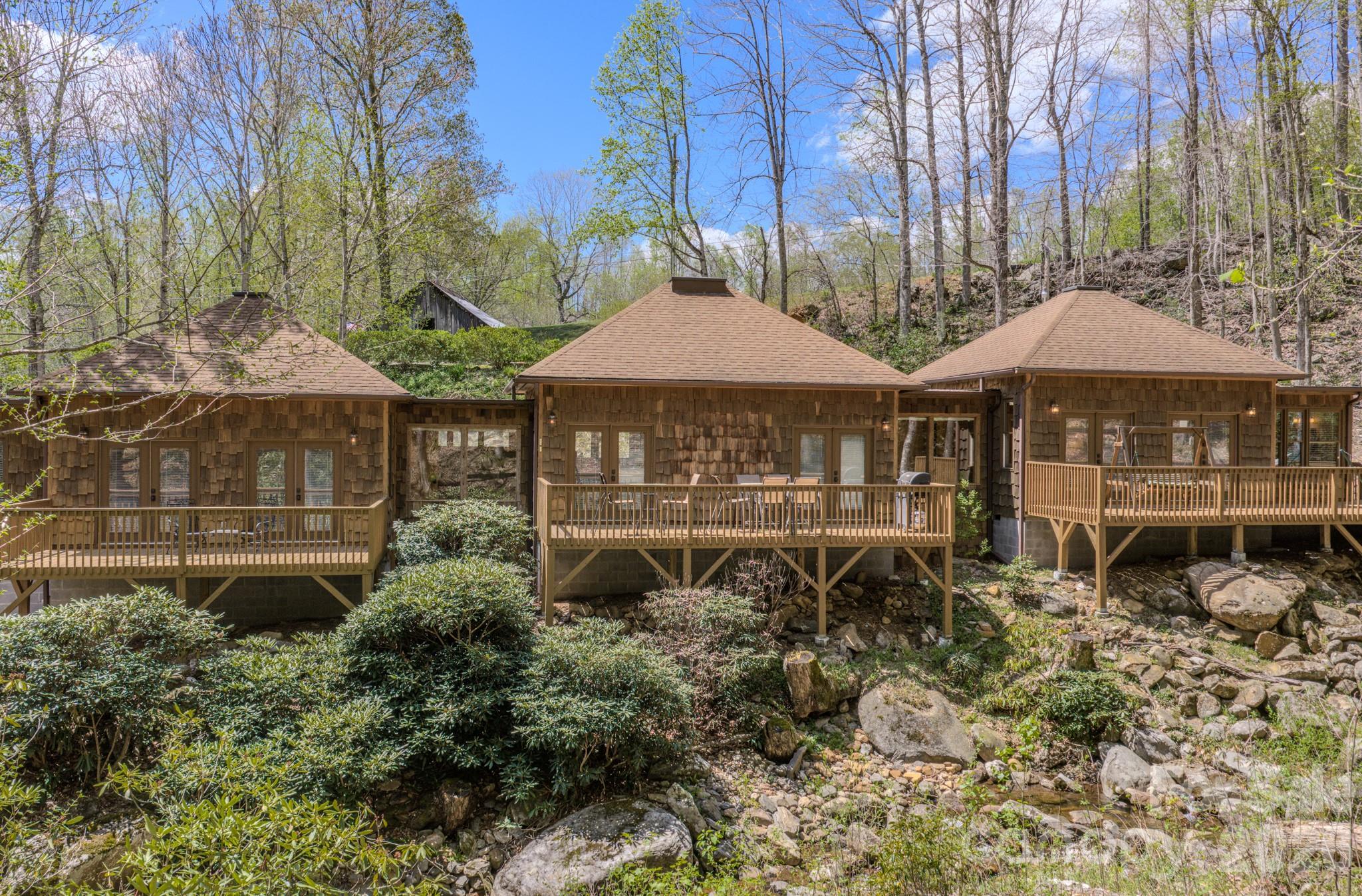 426 Cook Town Road Bakersville, NC 28705 - Photo 2 of 42