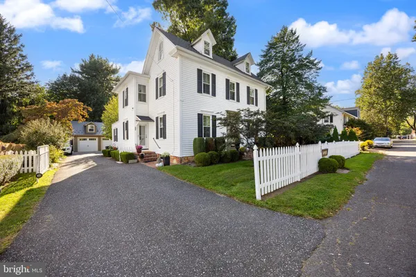 $559,000 | 208 2nd Street, Rancocas, NJ 08073