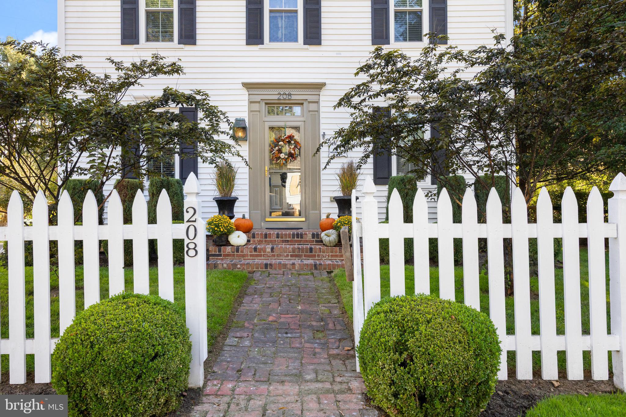 208 2nd Street Rancocas, NJ 08073 - Photo 3 of 40