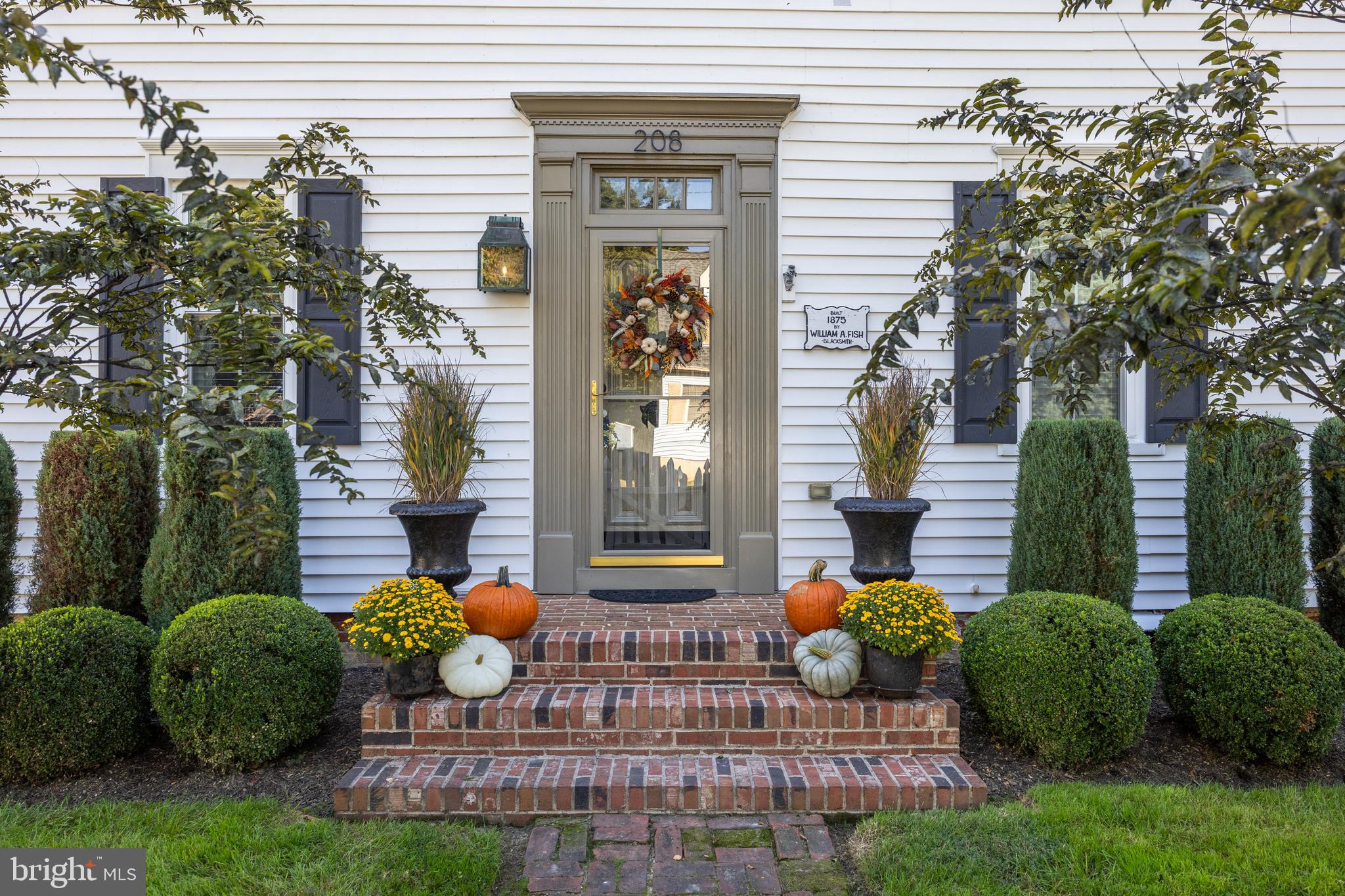 208 2nd Street Rancocas, NJ 08073 - Photo 4 of 40