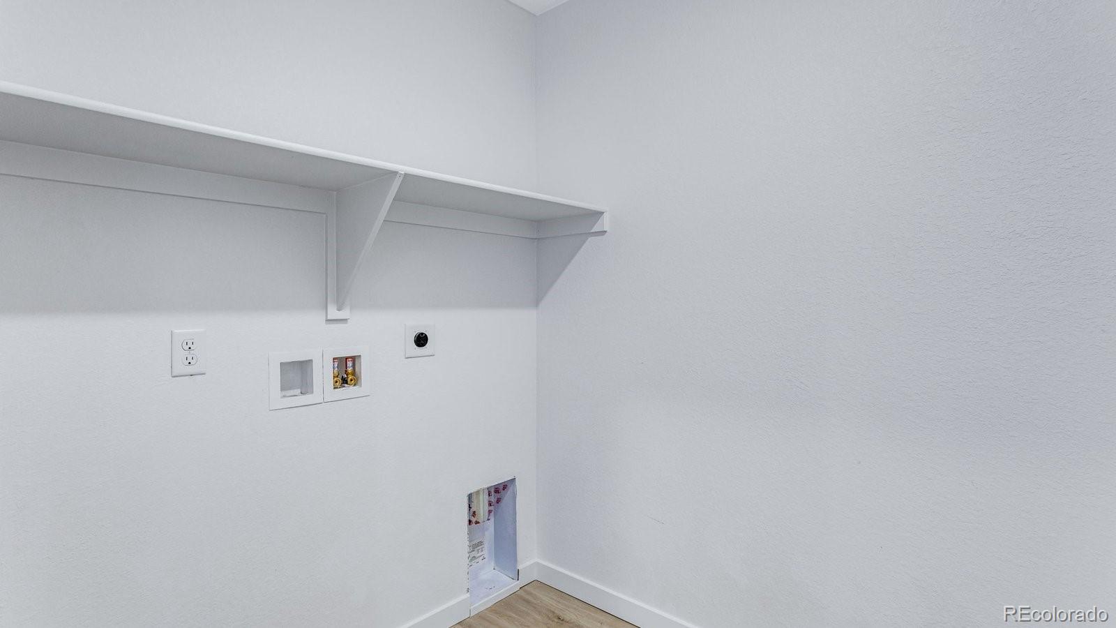 1358 South Chester Street, Unit B Denver, CO 80247 - Photo 37 of 42 a view of small space