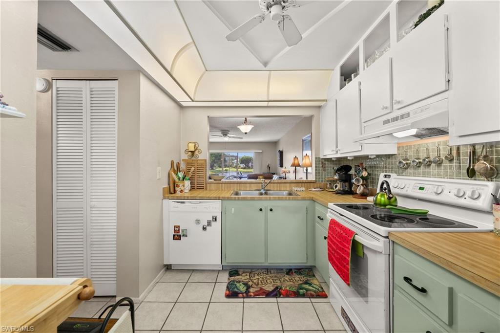 7152 Blanquilla Court, Unit 5 Fort Myers, FL 33908 - Photo 10 of 33